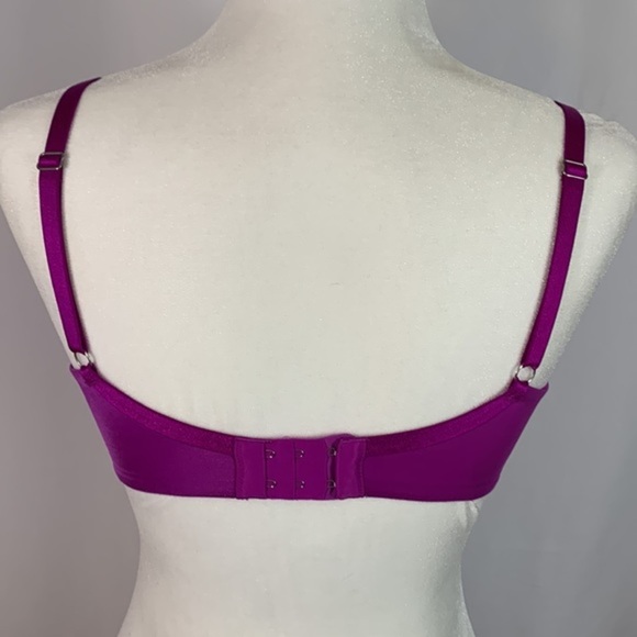 Victoria’s Secret Purple Biofit Bra 34D - Picture 5 of 8